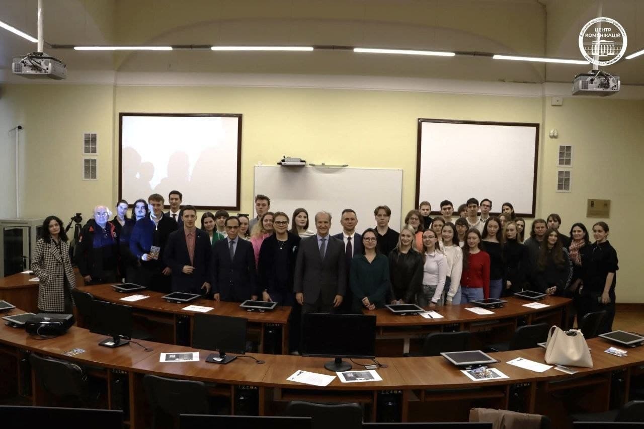 KNU Diplomacy Talks «Бразилія – Україна: освітня та наукова дипломатія». Зустріч із Надзвичайним та Повноважним Послом Федеративної Республіки Бразилія в Україні паном Рафаелем де Мелло Відалем.